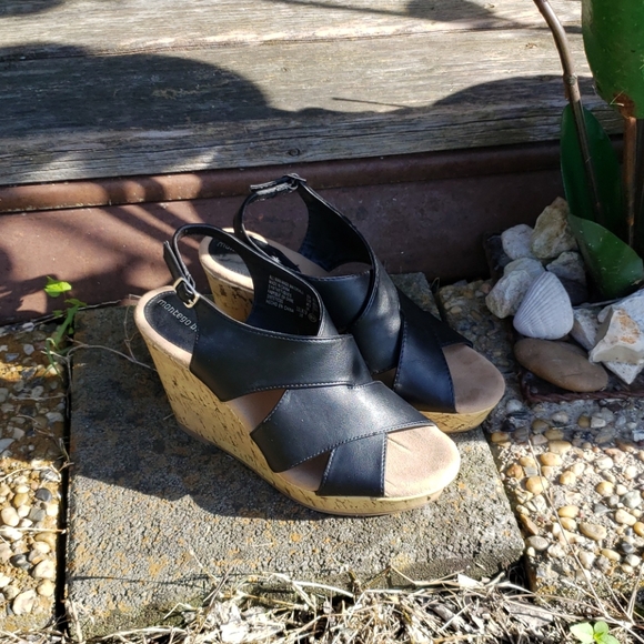 Montego Bay Club Shoes - Black Strappy Wedge Sandals